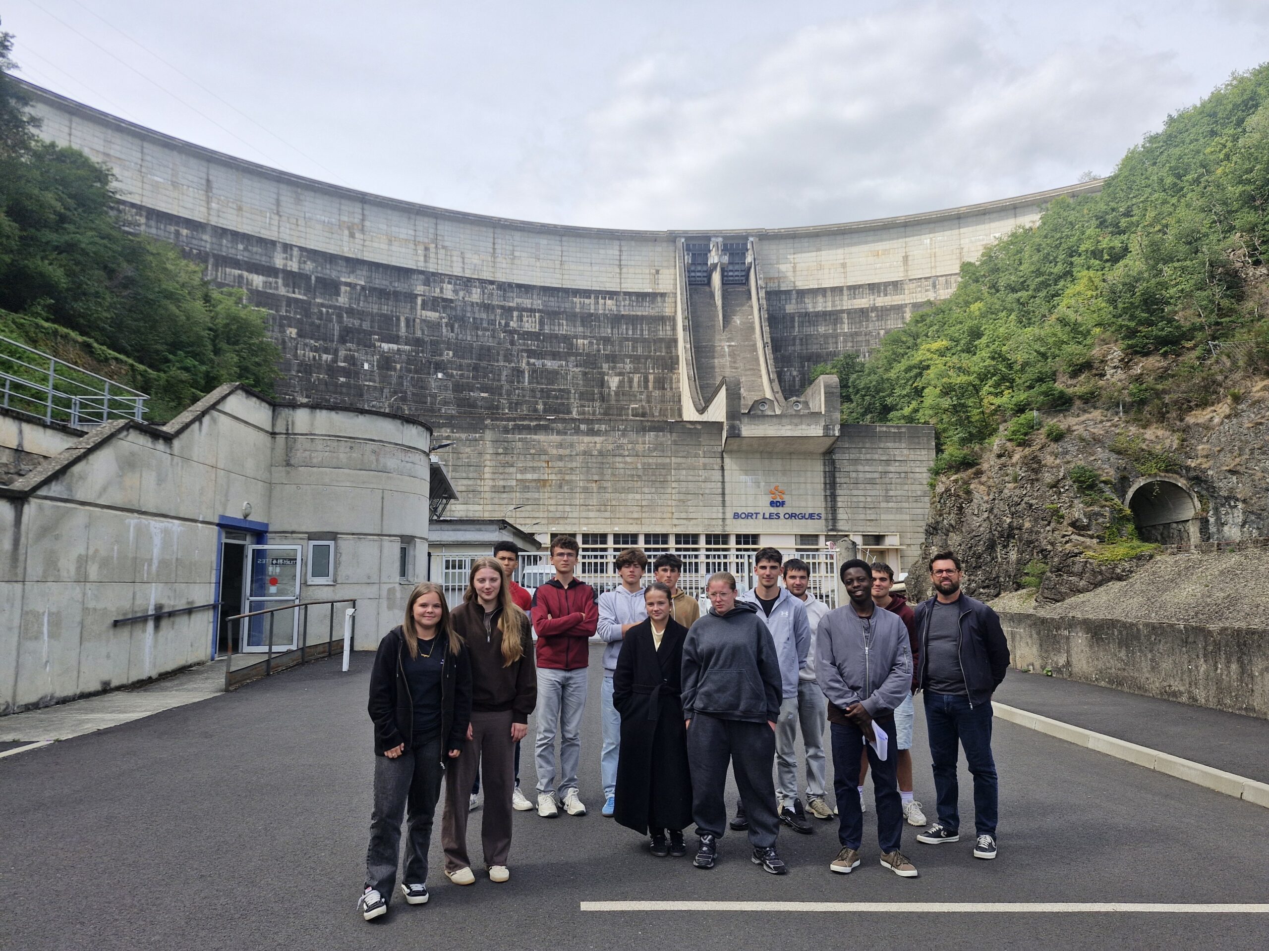 Institutions, énergie et territoire : un parcours pédagogique complet pour les élèves du LMB